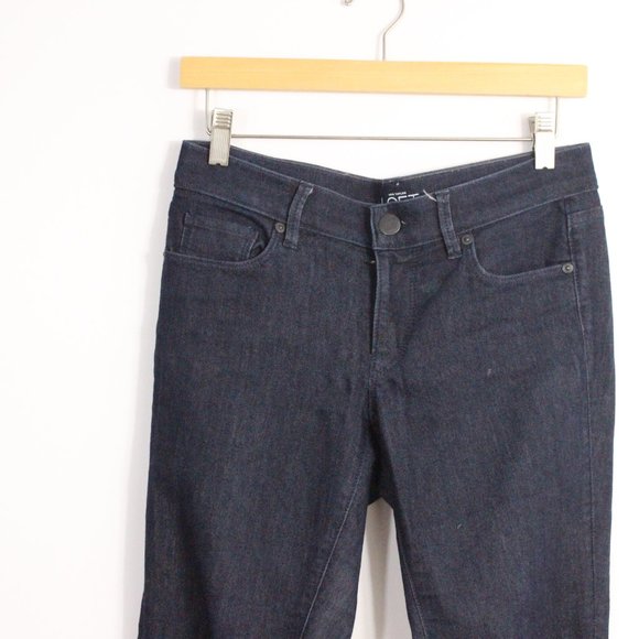 *Ann Taylor Modern Skinny Jean - Picture 3 of 6